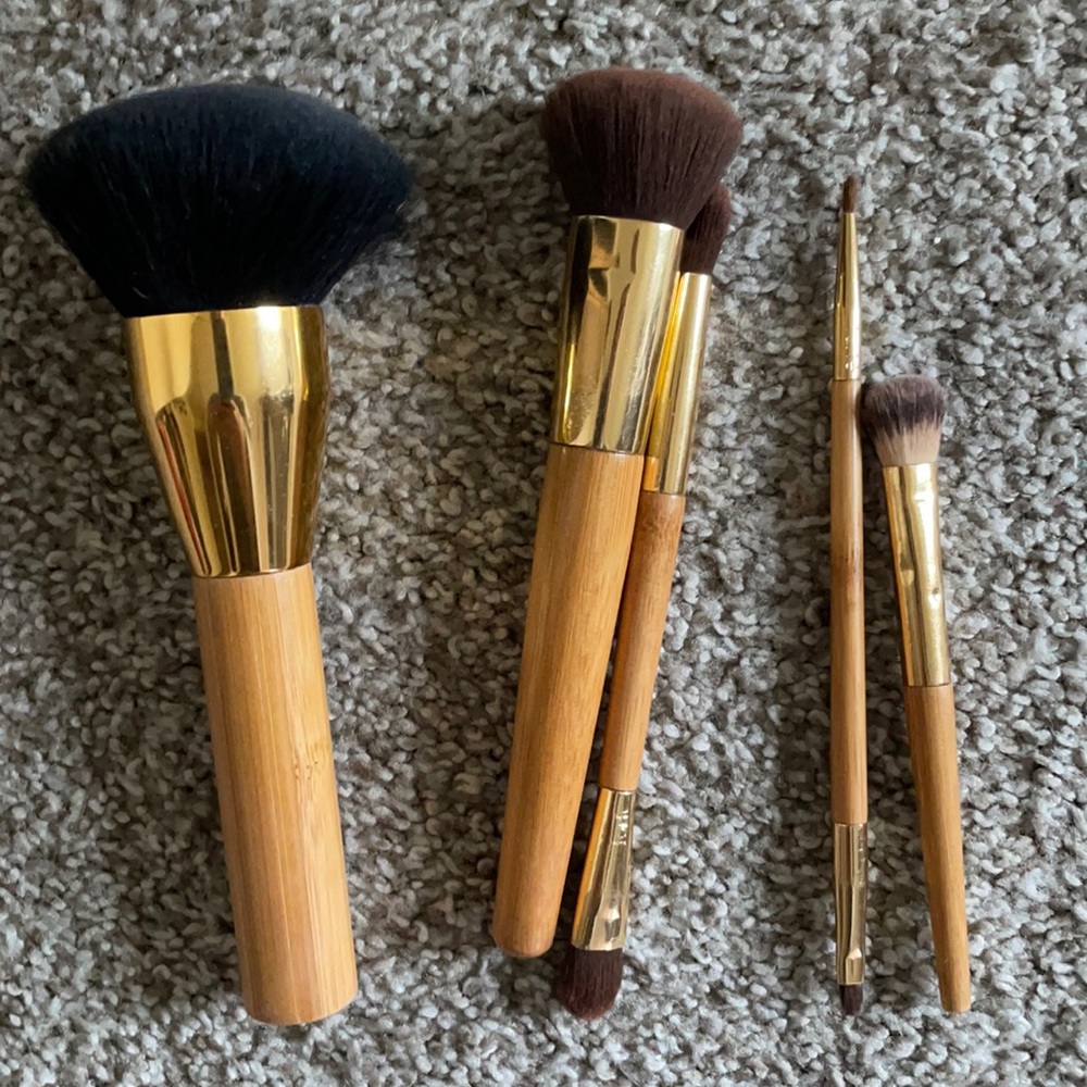 Tarte brushes